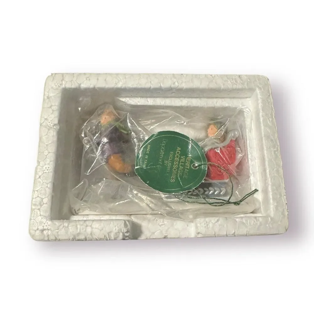 Department 56 Winter‎ Sleighride Heritage Village Porcelain Christmas #5825-4